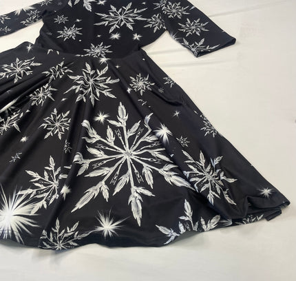 Black Snowflake Print Holiday Dress - Size Medium