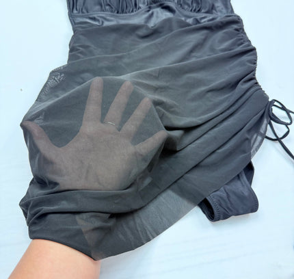 VIRAL NWT Blooming Jelly Tummy Control One-Piece Swimsuit - BLACK SIZE LARGE