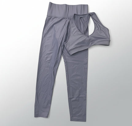 Carbon38 Workout Set - Size Medium - Good Condition