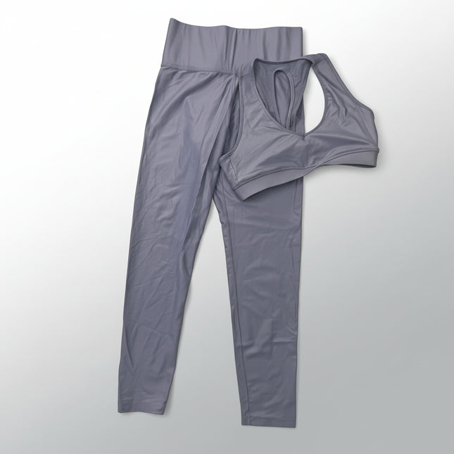 Carbon38 Workout Set - Size Medium - Good Condition