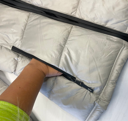 Kenneth Cole Light Grey & Black Hooded Puffer Jacket - Size Small