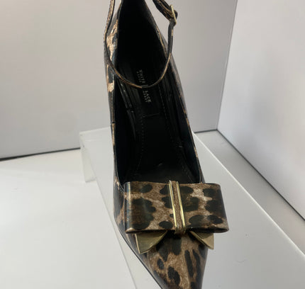 White House Black Market Leopard Print Pointed Toe Pumps - Size 6.5