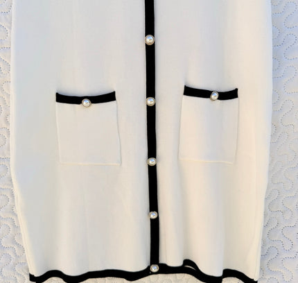 Zesica White Sleeveless Knit Dress with Black Trim & Pearl Buttons - Size M