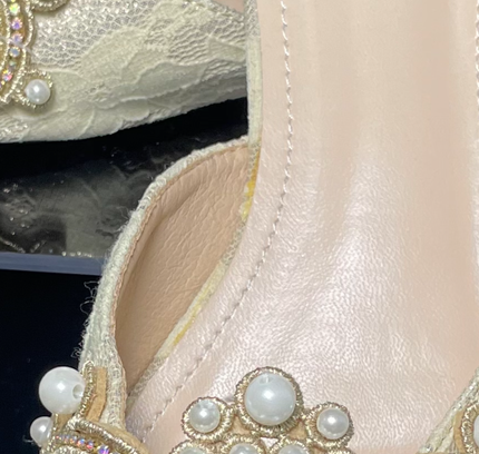 Jinli Yi Pearl Mules - Tan/Cream - Size 39 (US 8-8.5) - Never worn