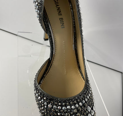 Gianni Bini Black Studded Stilettos - Size 6.5 - Excellent Condition