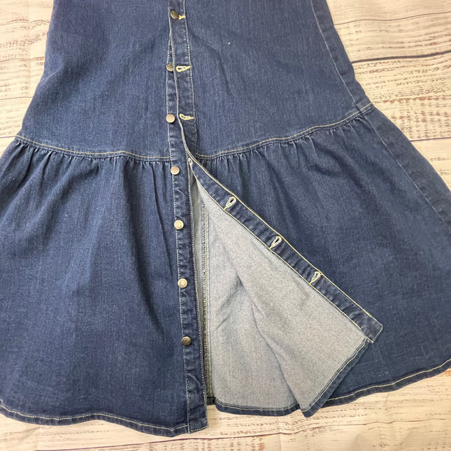 Vintage Button-Up Denim Skirt with Ruffle Hem