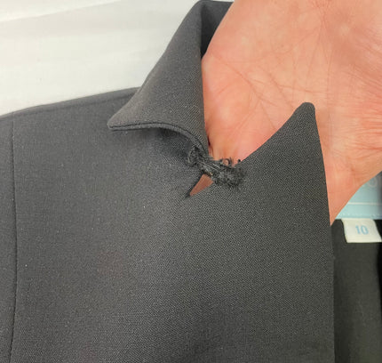 Tahari Black Textured Blazer - Size 10 - Like New Condition