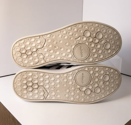 Woman Adidas Size 6
