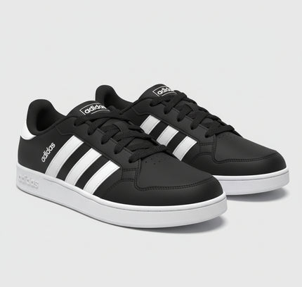 Woman Adidas Size 6