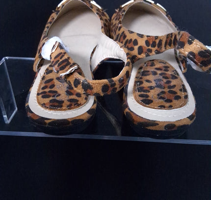 Victoria K Leopard Print Flats - Women's Size 7
