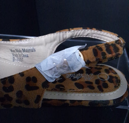 Victoria K Leopard Print Flats - Women's Size 7